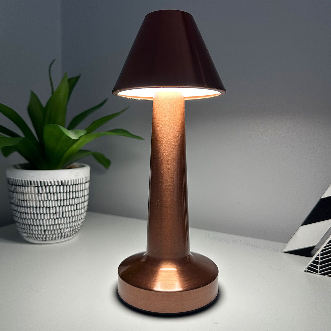 Ambient Oblique Modern Cordless Table Lamp