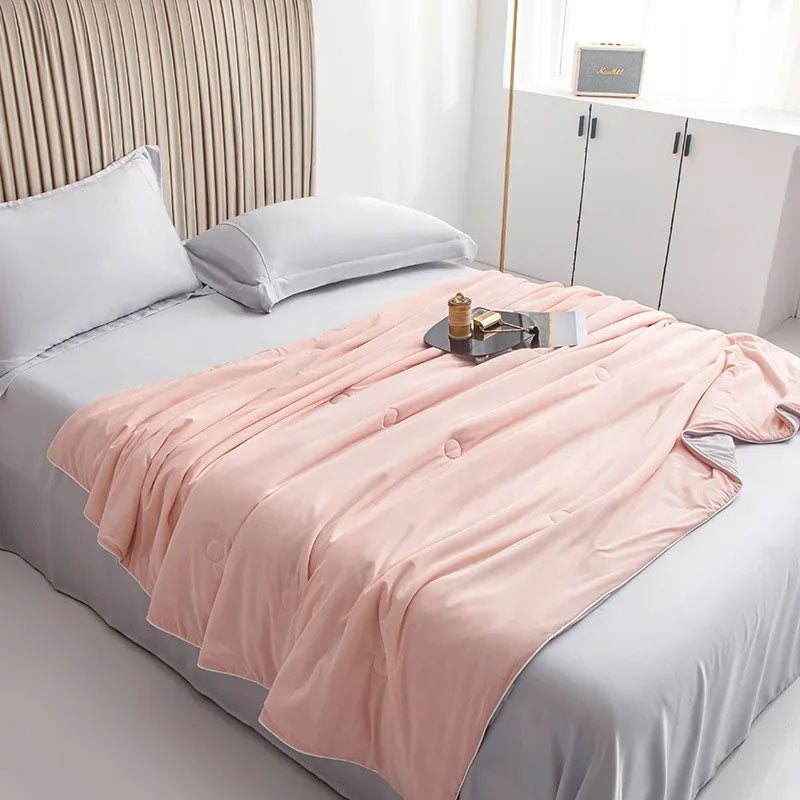 Luxury Breathable Cooling Blanket