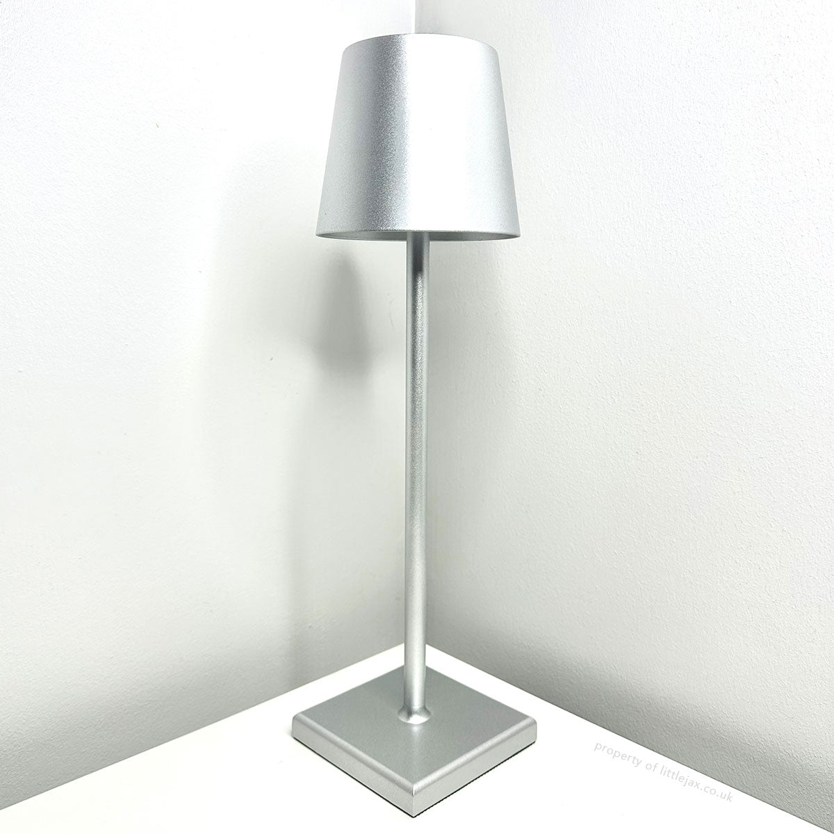 Contemporary Cordless Modern Table Lamp