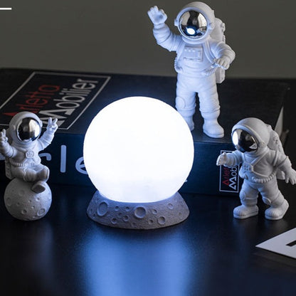 Astronaut Team & Moon Decor Set